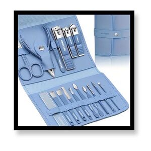 (New in package) Blue 16-Piece Manicure Set